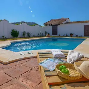 Cortijo Alejandro - Campanillas By Ruralidays , Málaga España